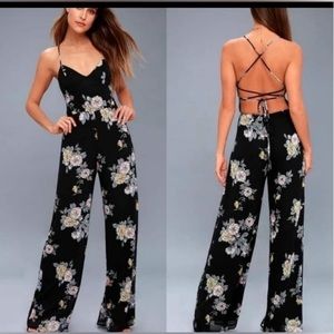 NWT Lulu’s Black Floral Print Jumpsuit